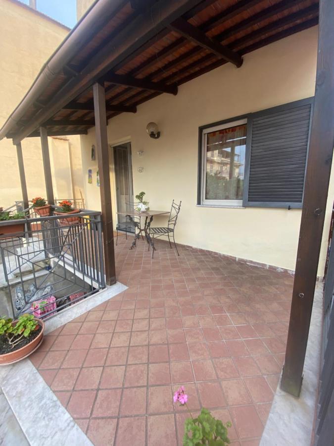 נאפולי Appartamento In Villa Alle Falde Del Vesuvio מראה חיצוני תמונה